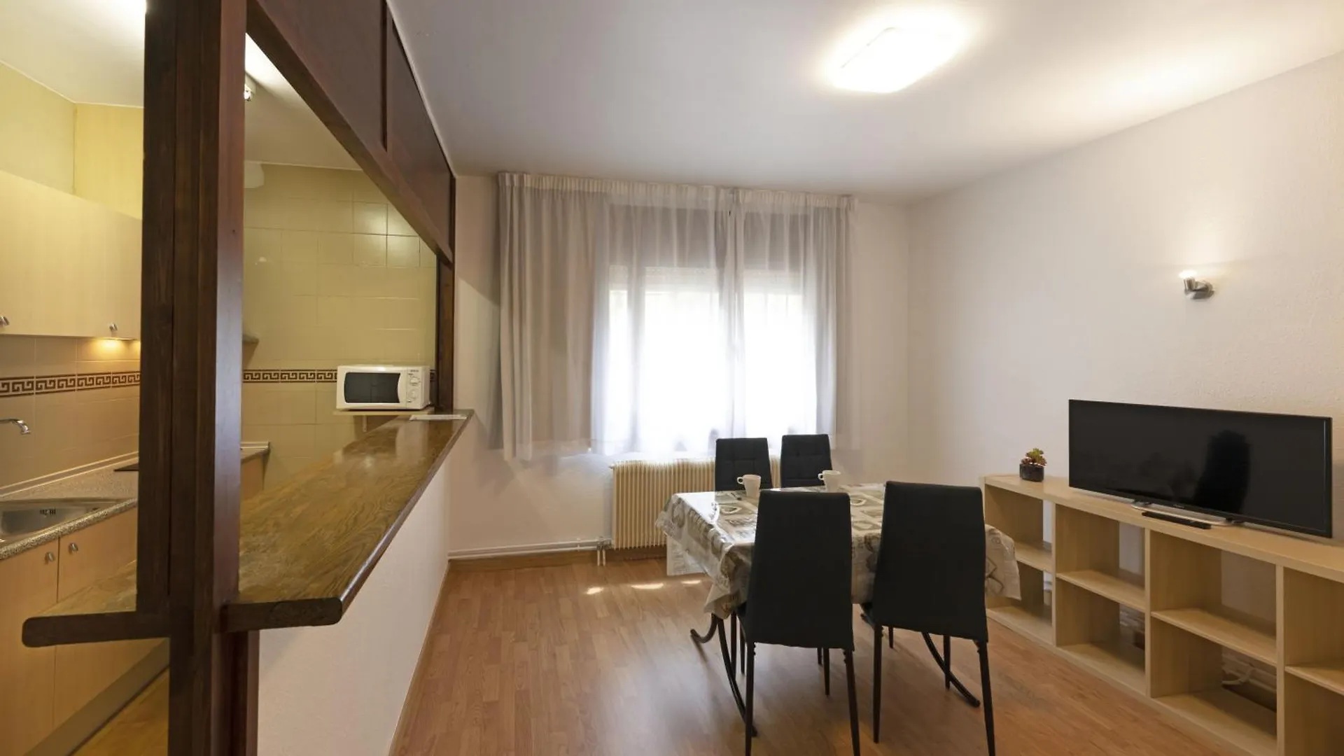 La Solana Apartaments & Spa Encamp 0*,